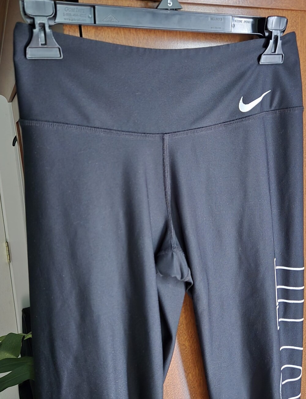 Nike Black High-Rise 'Just Do It' Leggings - Picture 2 of 7
